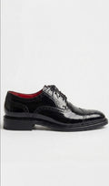 Black wingtip derby