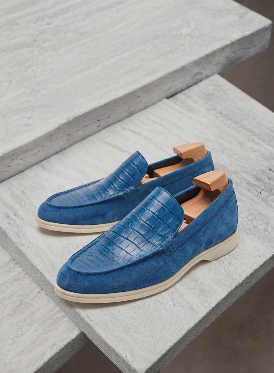 Blue Crocodile-original Suede Loafers
Handcrafted Luxury Footwear with Sleek Wooden Shoe Trees